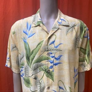 Tommy Bahama Hawaiian button down silk shirt size Large